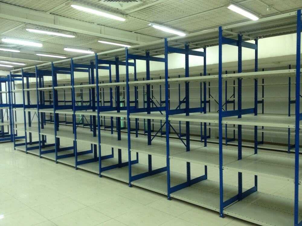 Bolt-Free Shelving